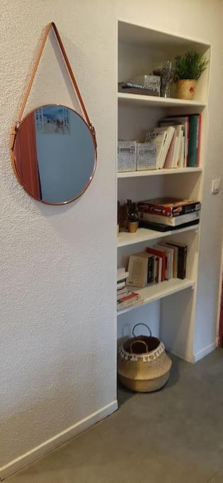 logement tout près du centre avec grand garage gratuit Nîmes Extérieur photo