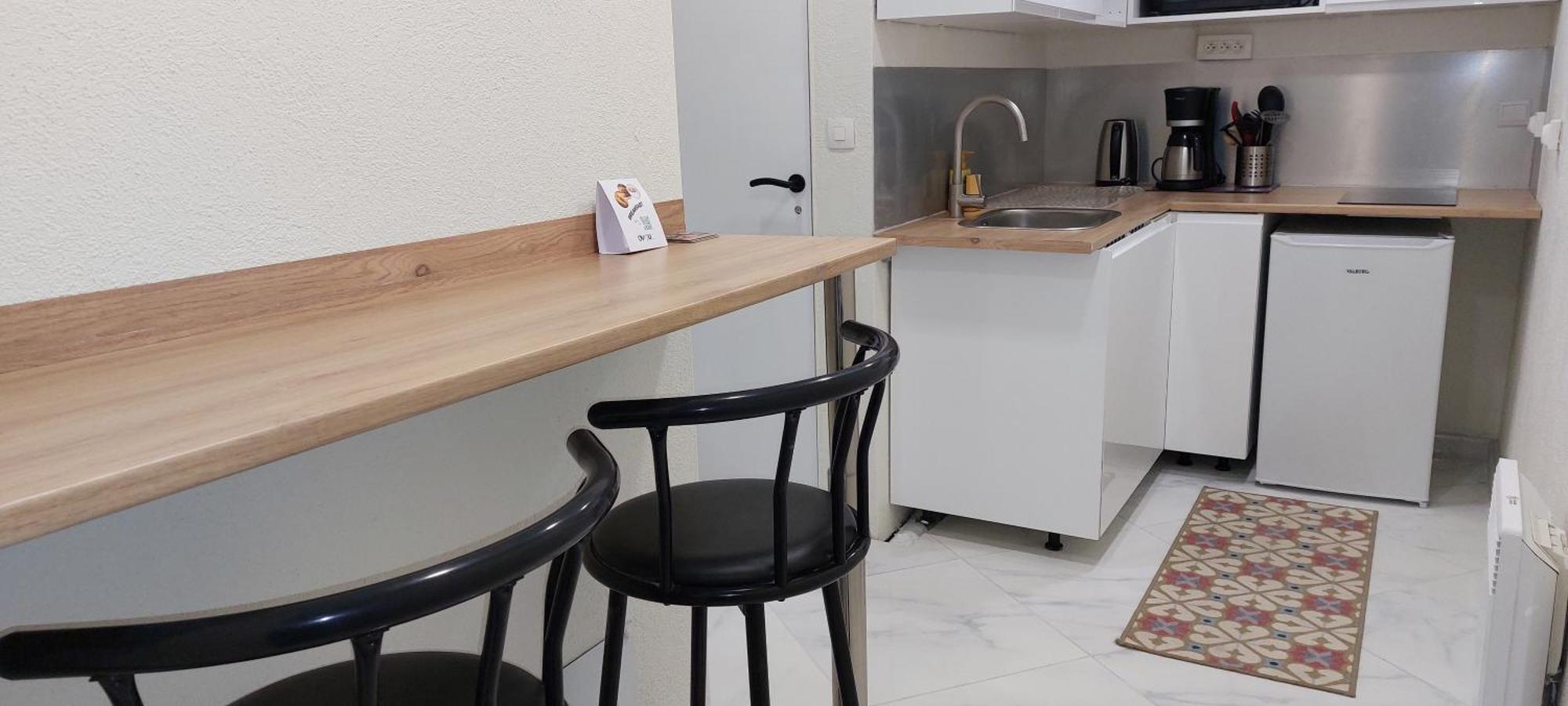 logement tout près du centre avec grand garage gratuit Nîmes Extérieur photo